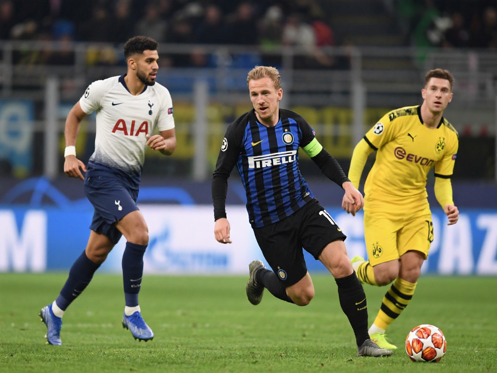 “埃里克森确认离队曼联，世界杯前盼首发阵容”